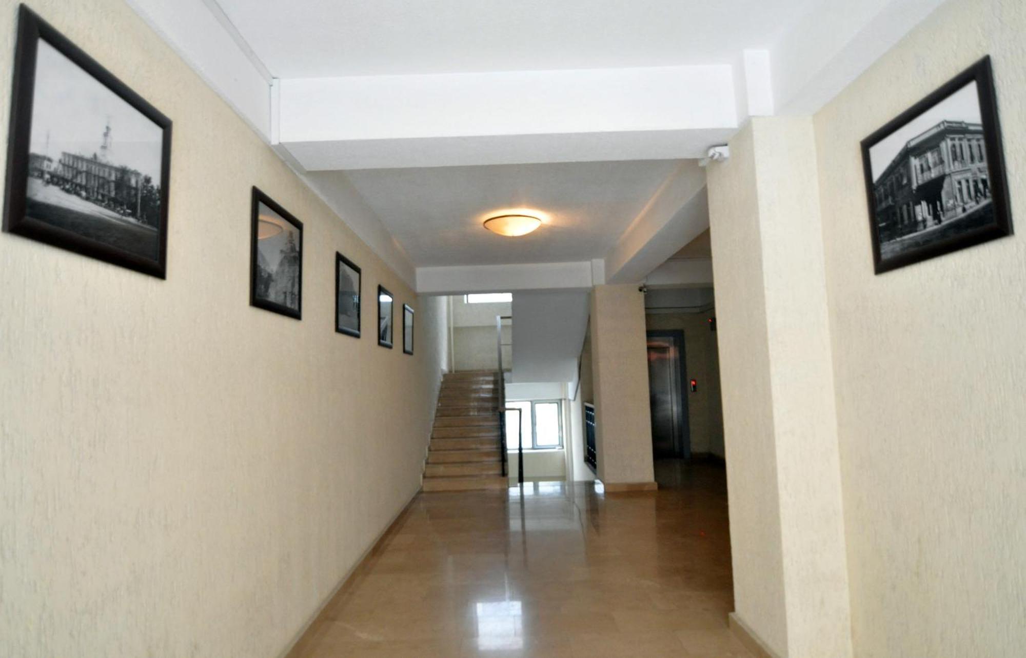 New Age Living Apartment Тбилиси Екстериор снимка