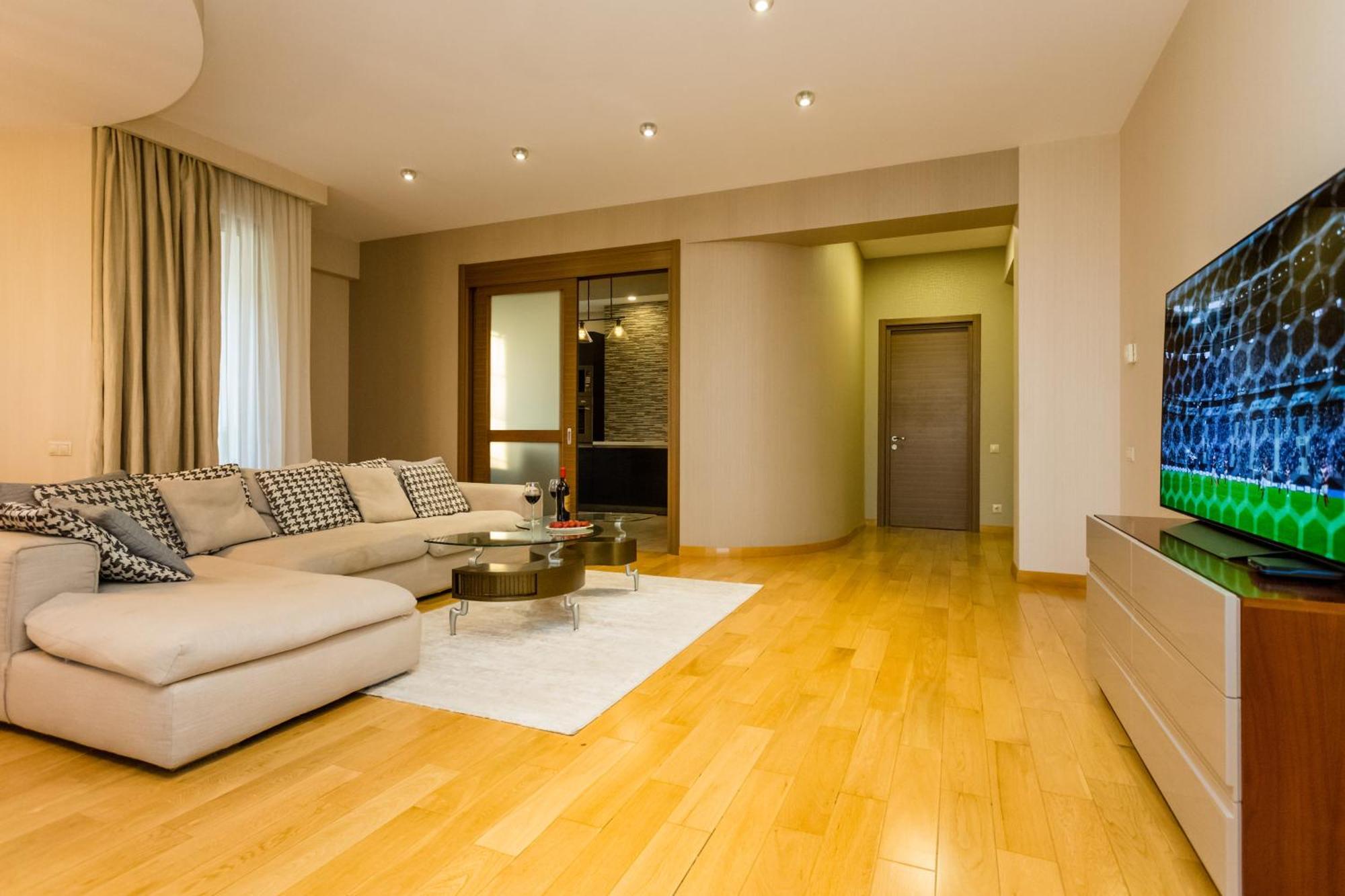 New Age Living Apartment Тбилиси Екстериор снимка