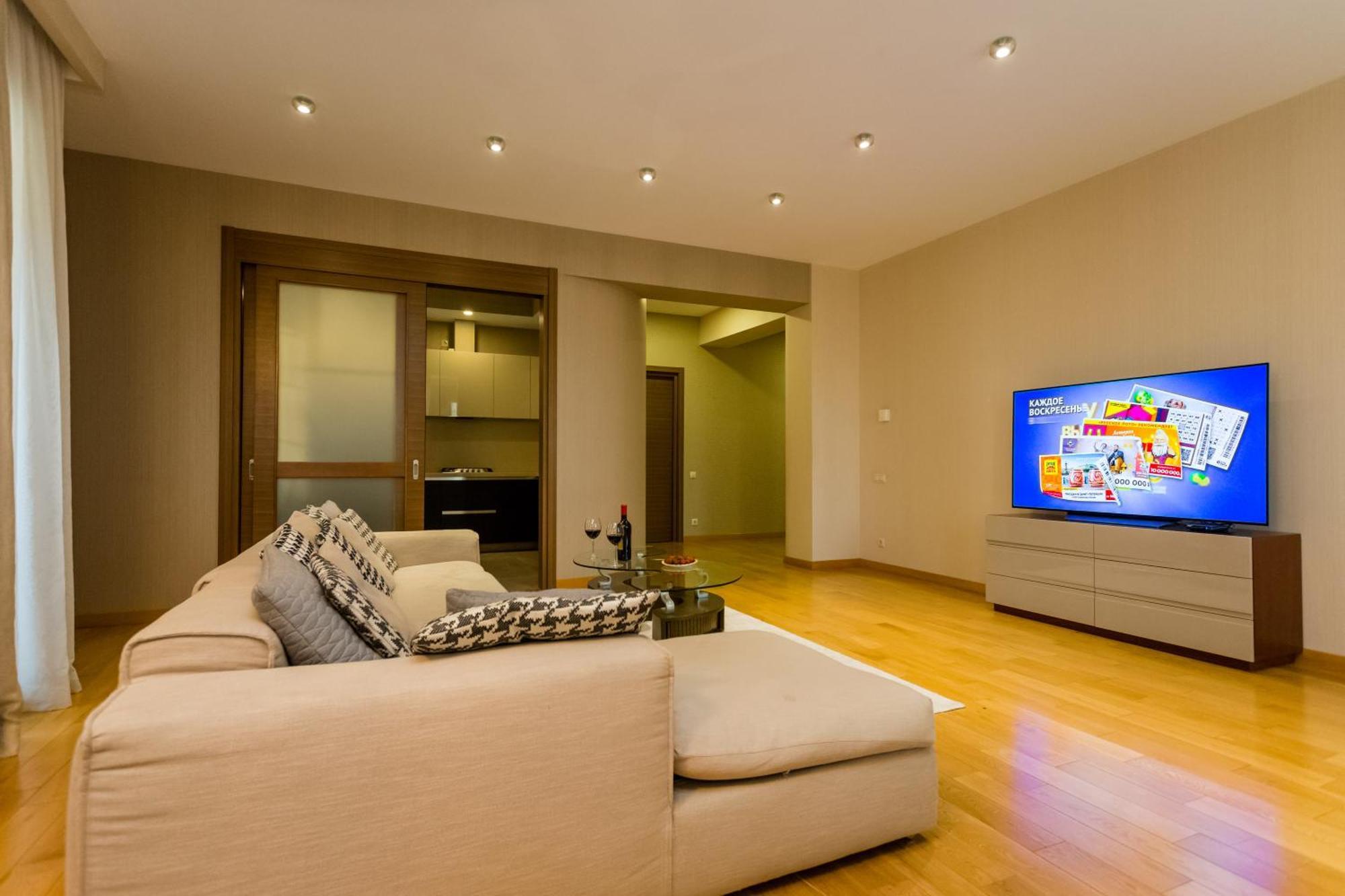 New Age Living Apartment Тбилиси Екстериор снимка