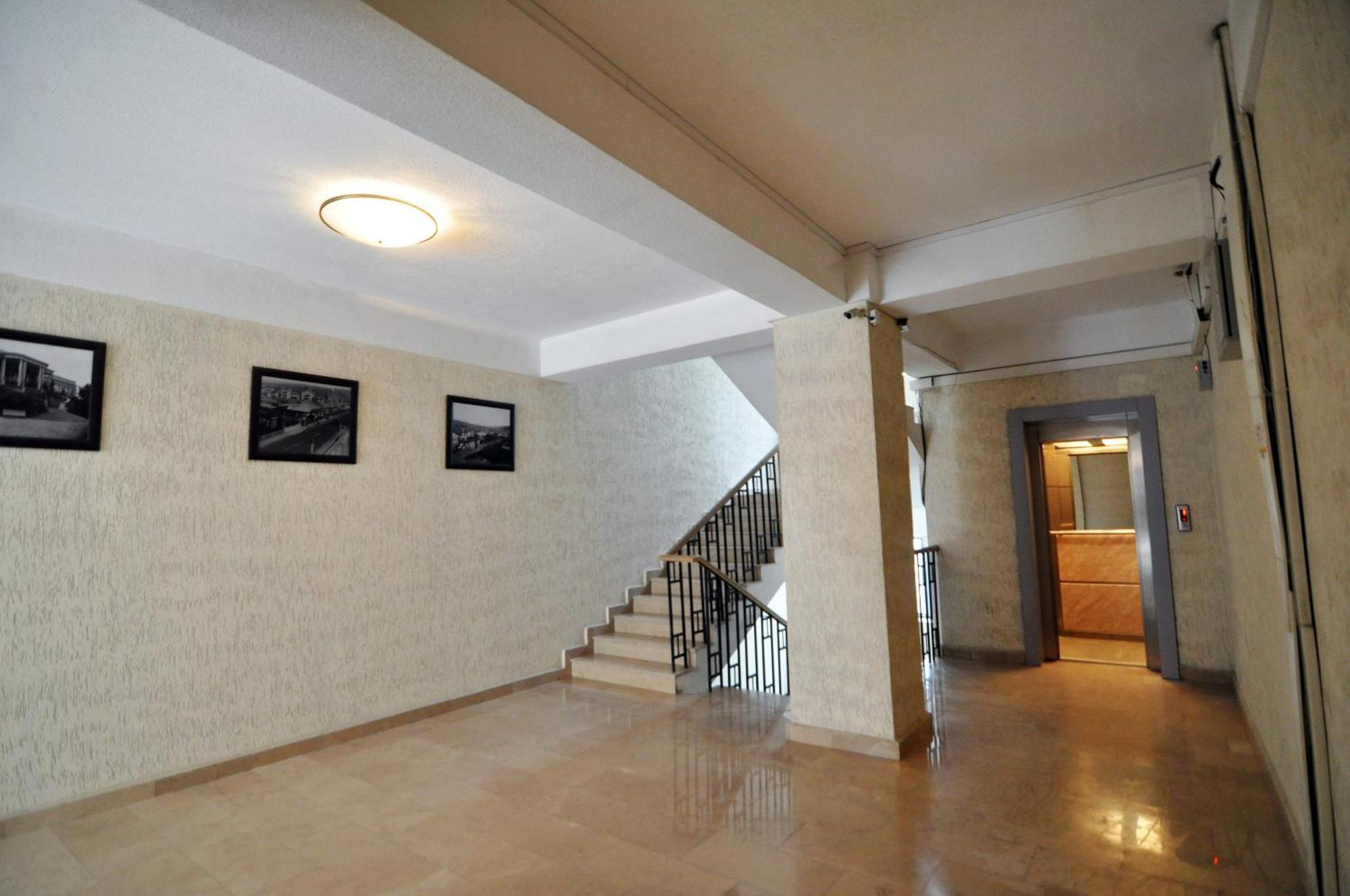 New Age Living Apartment Тбилиси Екстериор снимка