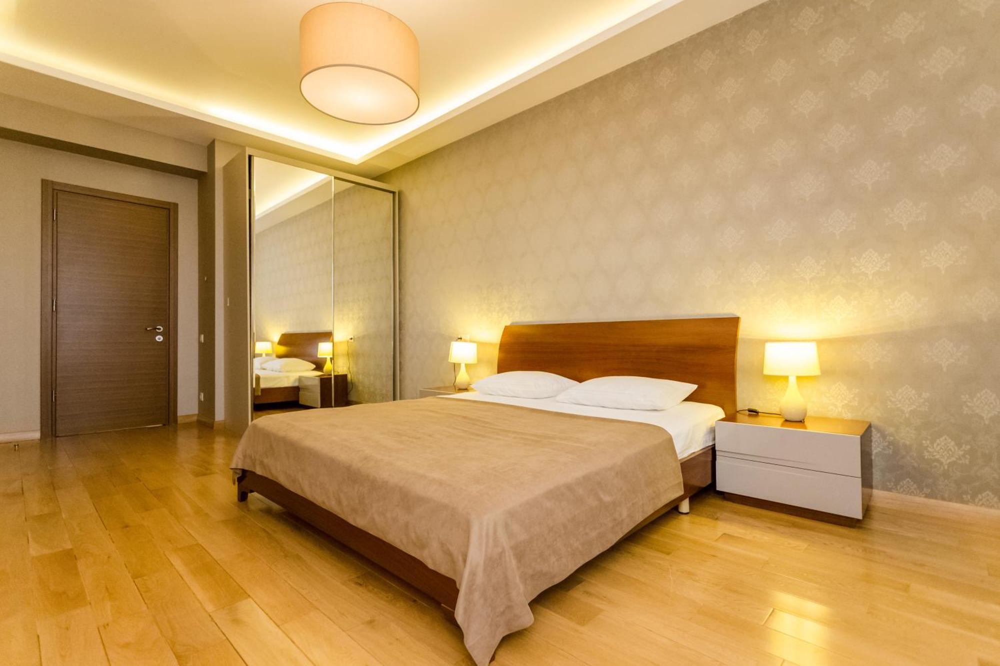 New Age Living Apartment Тбилиси Екстериор снимка